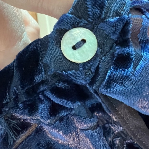 Hutch Velvet Claudia Crop Top - Picture 12 of 16